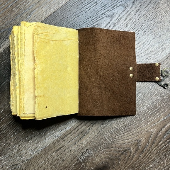 Hand Crafted OOAK Unique Leather Vintage Journal with Antique Deckle Edge Paper - Picture 9 of 12